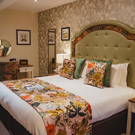 The Golden Fleece Hotel, Thirsk, North Yorkshire 外观 照片