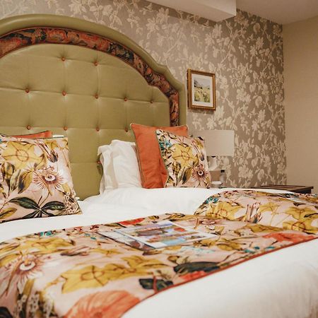The Golden Fleece Hotel, Thirsk, North Yorkshire 外观 照片