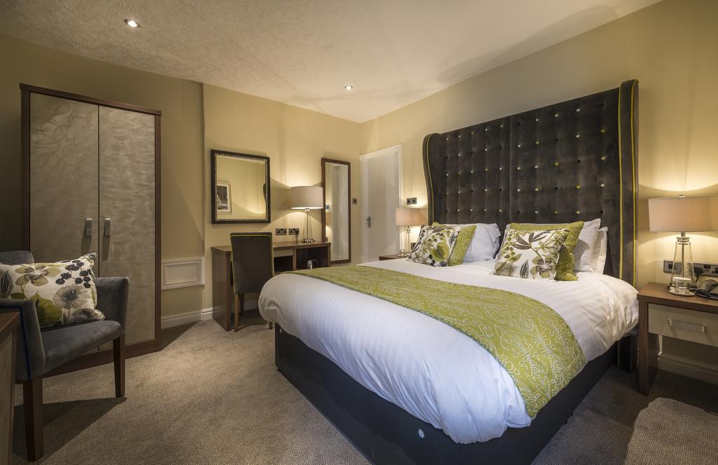 The Golden Fleece Hotel, Thirsk, North Yorkshire 外观 照片