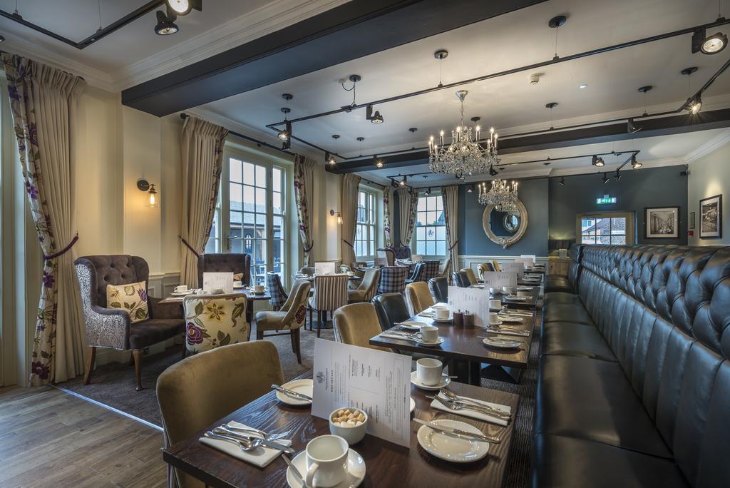 The Golden Fleece Hotel, Thirsk, North Yorkshire 外观 照片