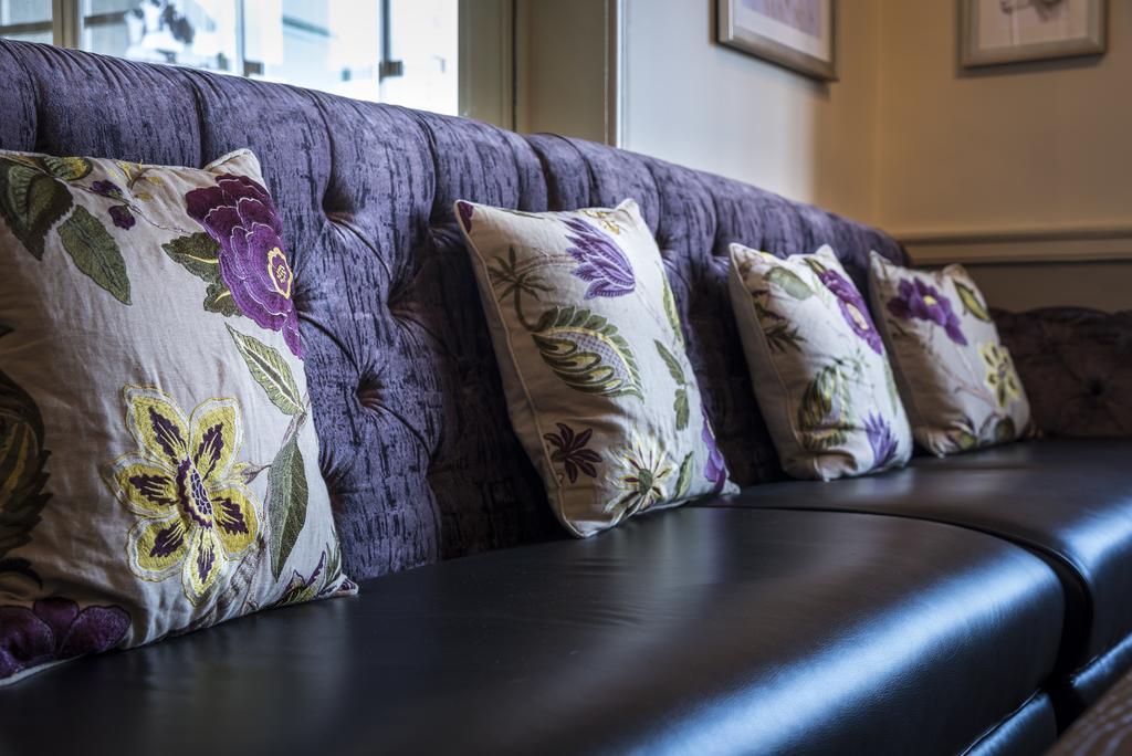 The Golden Fleece Hotel, Thirsk, North Yorkshire 外观 照片